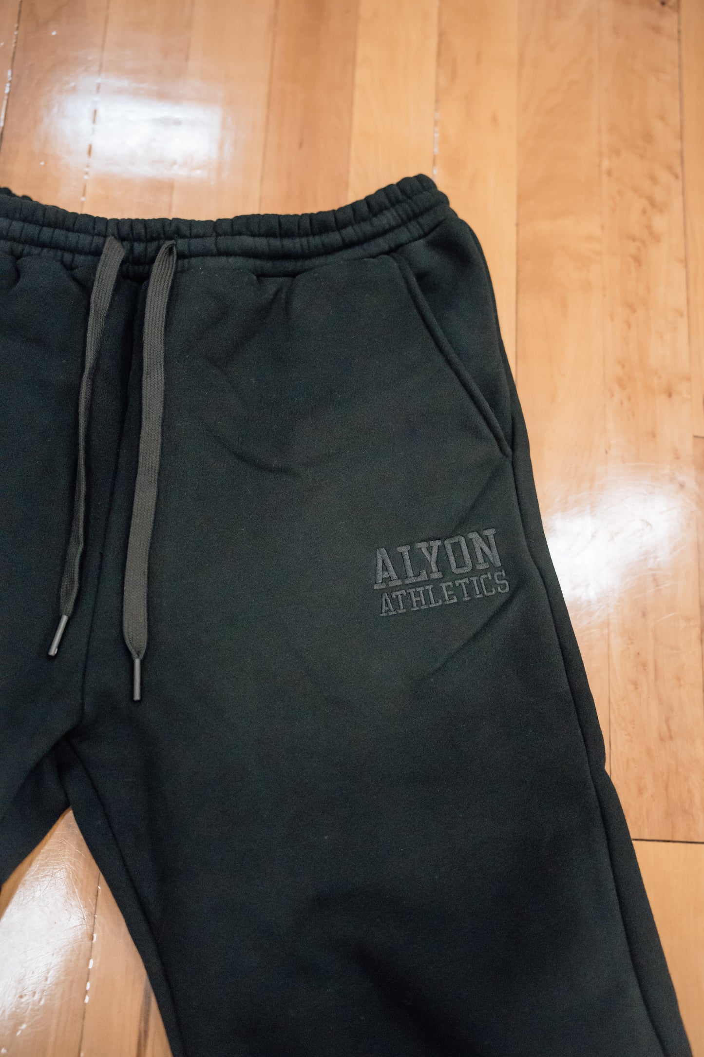 Alyon Athletics Wide Leg Sweatpants — Black